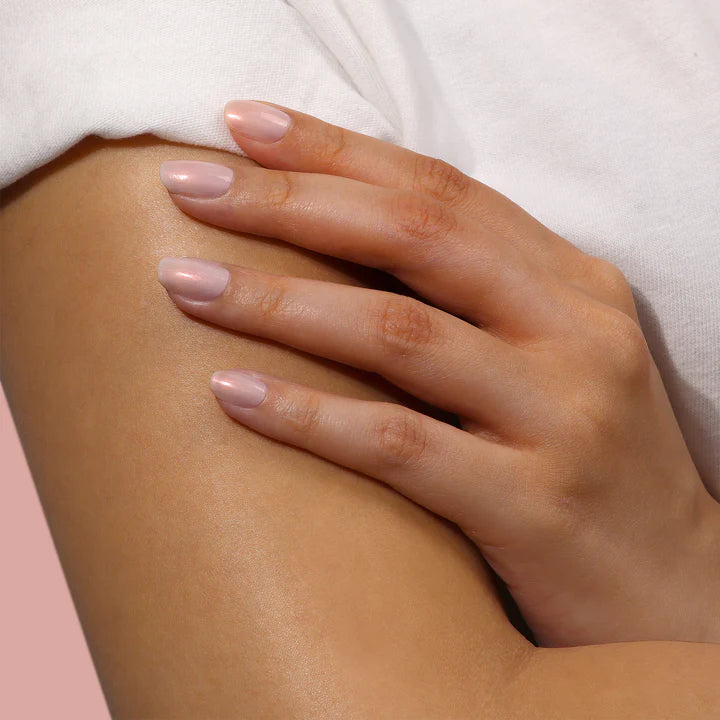 Illuminating Nail Concealer